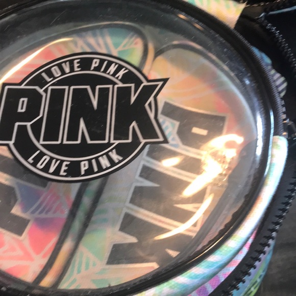 BNWOT VS PINK TRAVEL TOILETRIES CASES - Picture 8 of 8